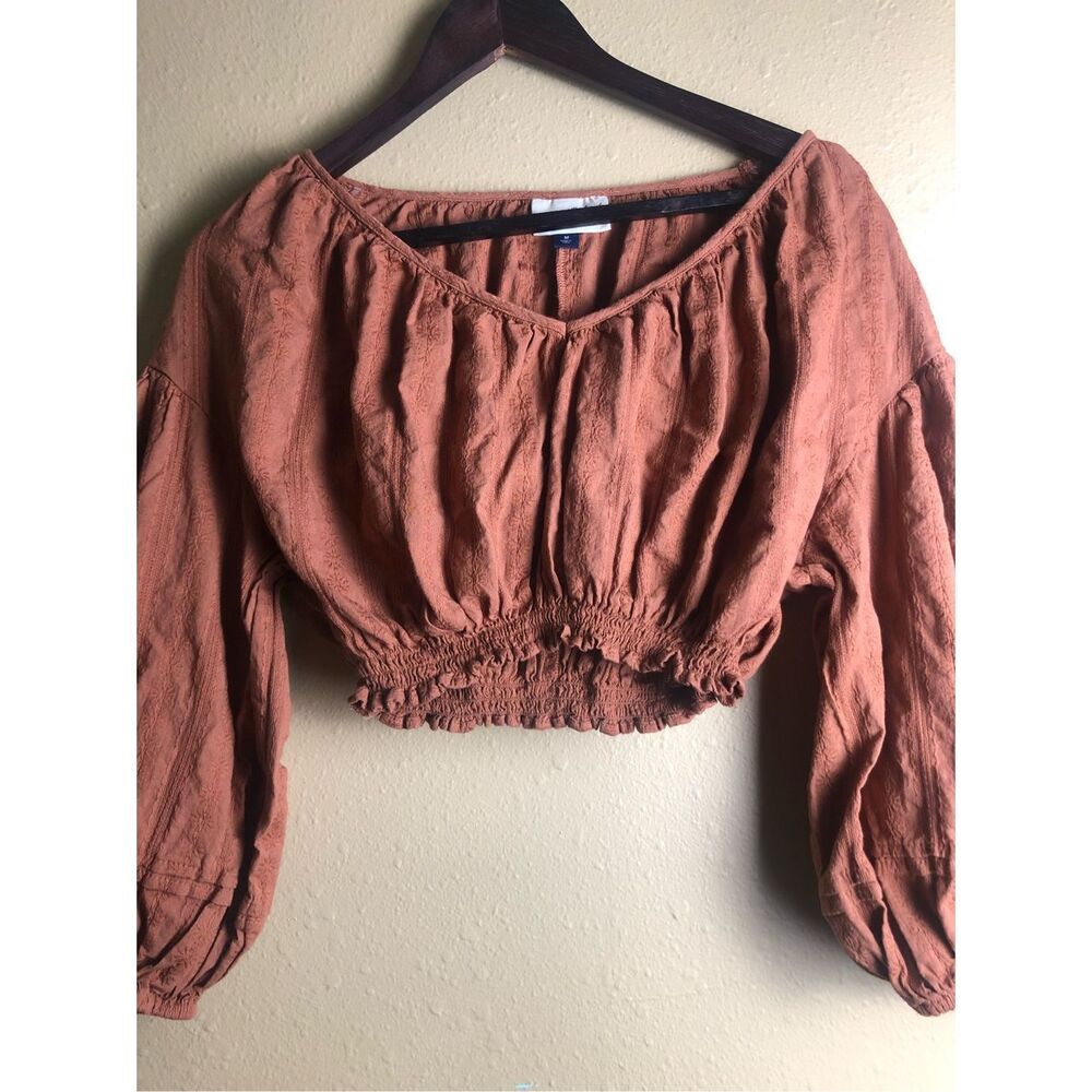 Universal Thread Rust Crop Peasant Blouse Medium … - image 5